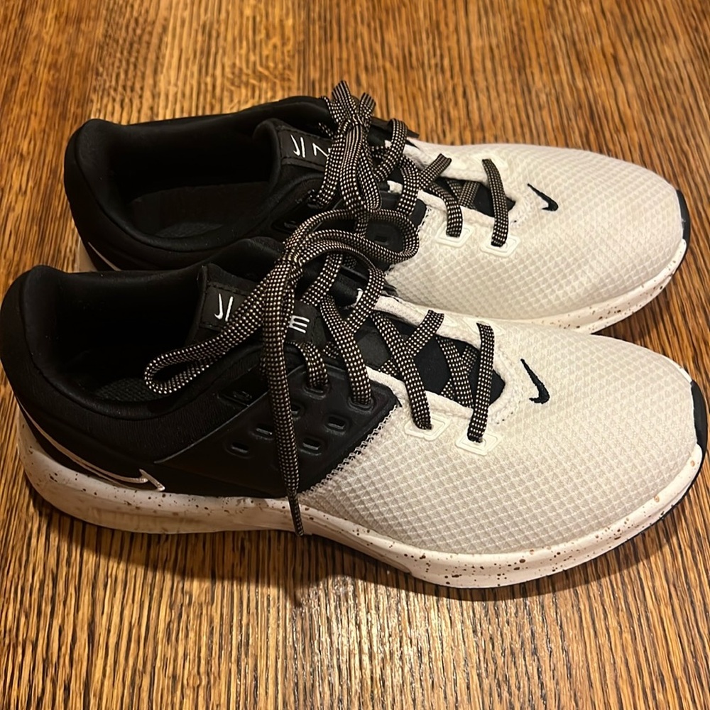 Nike air max shoes for women